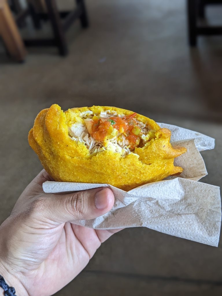 Image of pasteles de pollo